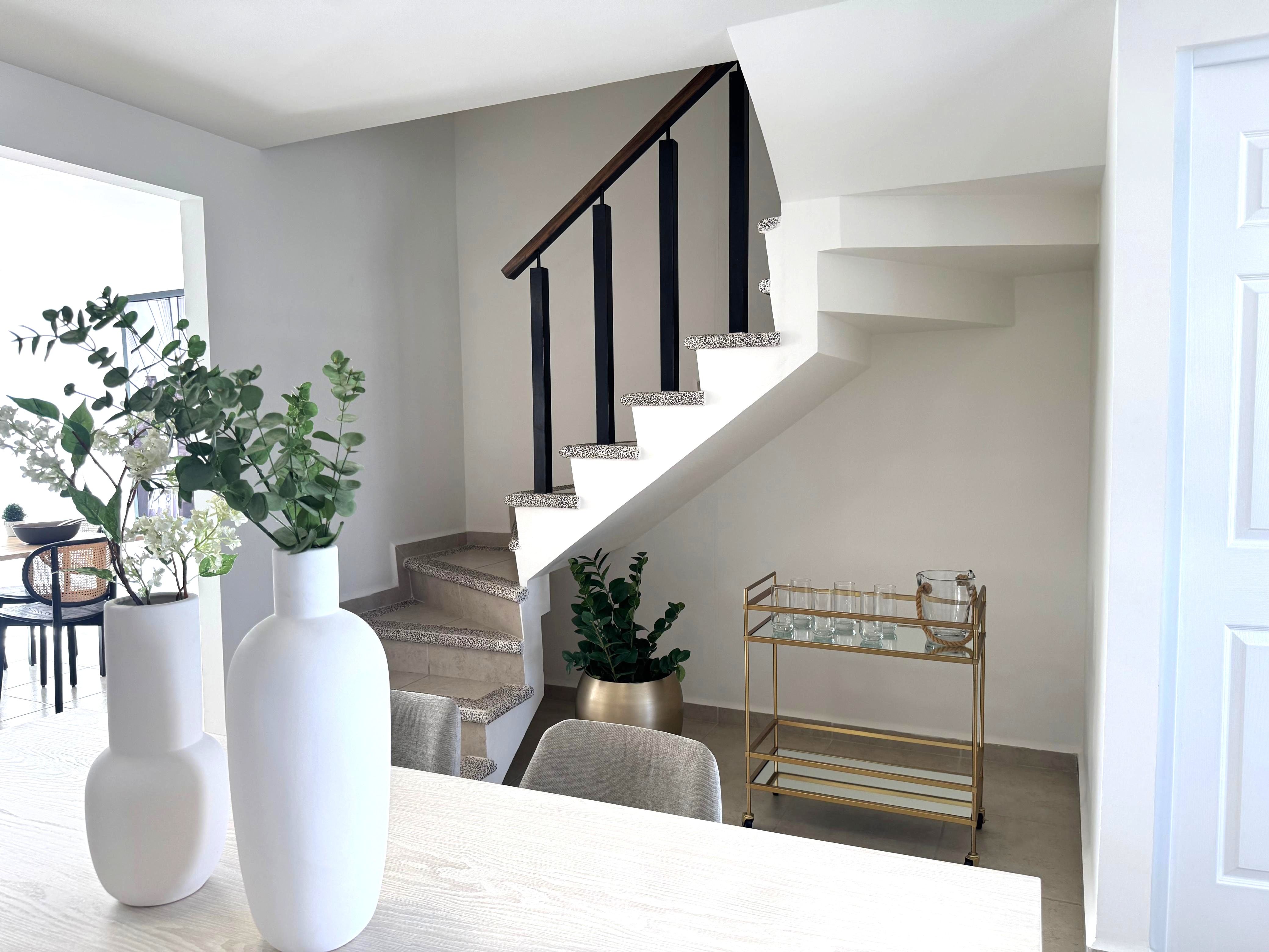 Se VENDE hermosa casa nueva  en fraccionamiento privado en León Gto
